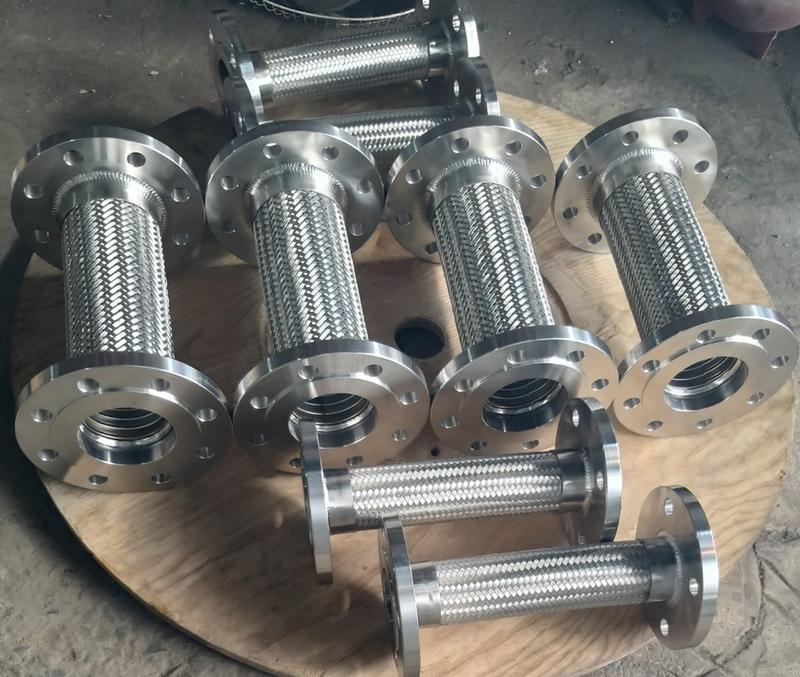 Cấu tạo và nguyên lý hoạt động của khớp nối mềm inox