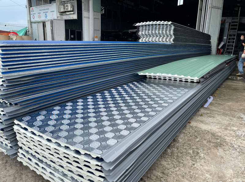 Tôn cách nhiệt là gì và cấu tạo ra sao?