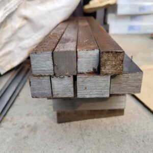 Thép vuông đặc 70x70, mác CB300, CB400 và CB500